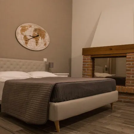 L'infinito Πανσιόν