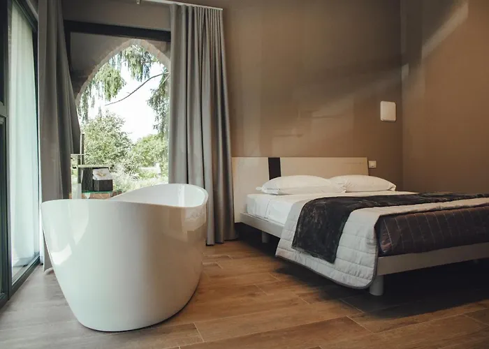 L'infinito Castelvetro Piacentino