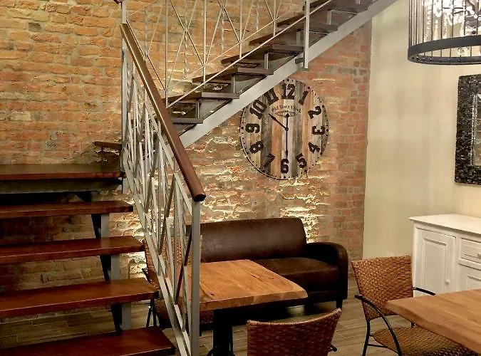 L'infinito 招待所 3*