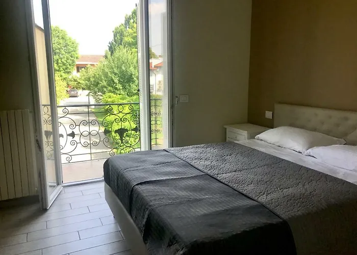 L'infinito Gæstehus 3*